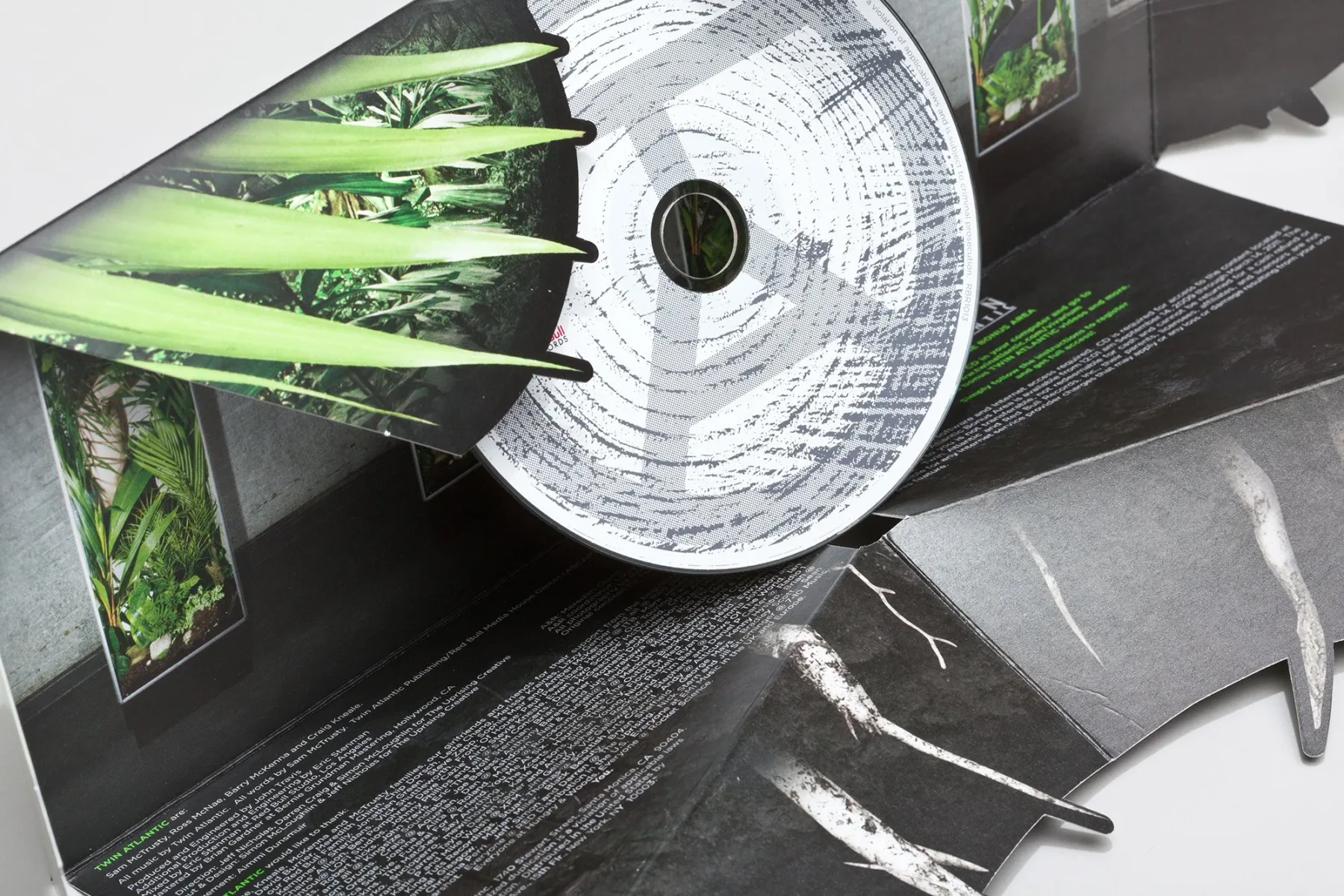 Twin Atlantic — packaging